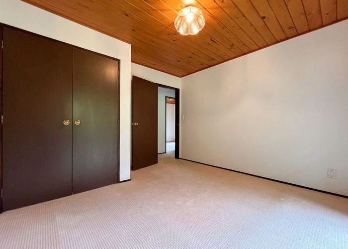  at 17 Kay Road, Swanson, Auckland