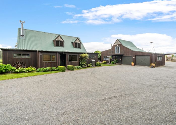  at 39 Colletts Road, Mangaroa, Upper Hutt
