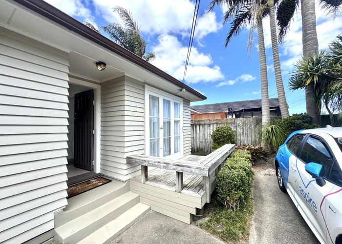  at 1/7 Morton Avenue, Forrest Hill, Auckland