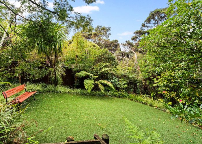  at 23 Ravenstone Place, Chatswood, North Shore City, Auckland