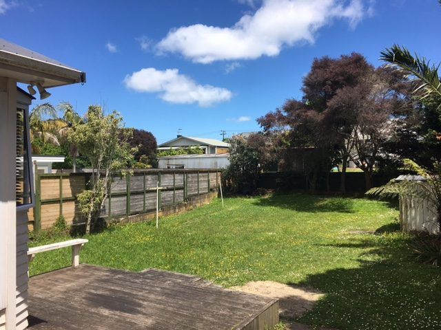  at 80 Kiwi Road, Point Chevalier, Auckland City, Auckland
