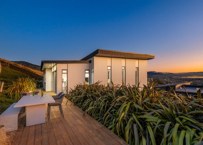  at 6 Crown Terrace, Britannia Heights, Nelson