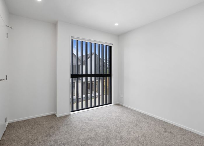  at 5/36 Fairdale Place, Birkdale, North Shore City, Auckland
