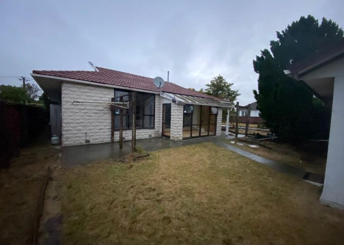  at 2 Resolution Place, Bryndwr, Christchurch