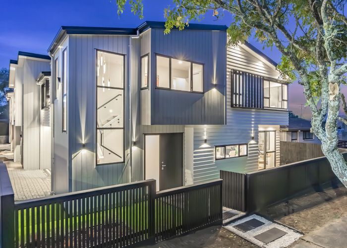  at Lot 1/29 Prince Regent Drive, Half Moon Bay, Manukau City, Auckland