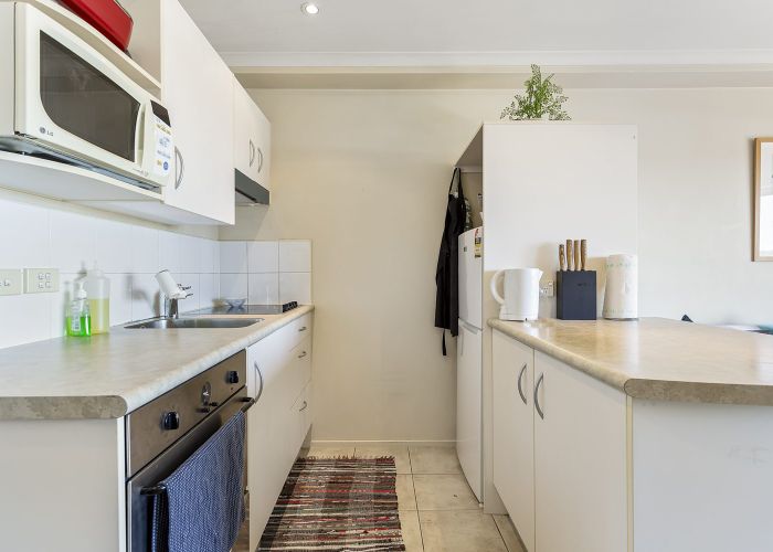  at 5E/18 Ronwood Avenue, City Centre, Manukau City, Auckland