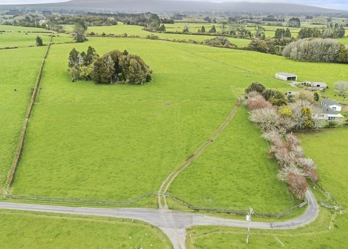  at 0n Ross Road, Tariki, New Plymouth, Taranaki