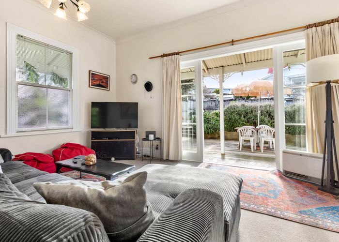  at 15 Hackett Street, Saint Marys Bay, Auckland
