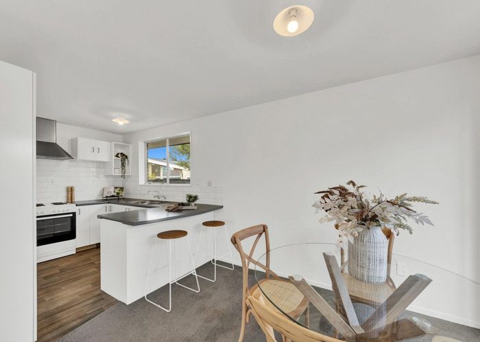  at 2/166 Rocking Horse Road, Southshore, Christchurch City, Canterbury