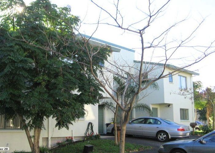  at 14 Vitex Lane, Henderson, Waitakere City, Auckland