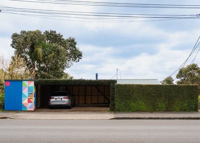  at 137 Hinemoa Street, Birkenhead, North Shore City, Auckland