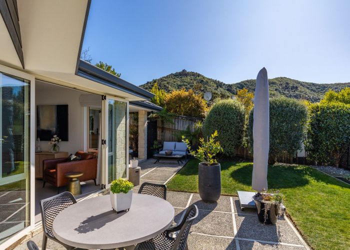  at 8 Whitby Close, Waikawa, Picton
