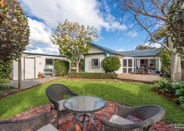  at 27 Wainui Road, Waiwhetu, Lower Hutt