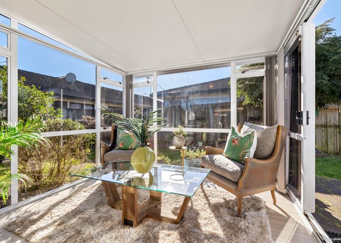  at 2/32 Kilimanjaro Drive, Northpark, Manukau City, Auckland