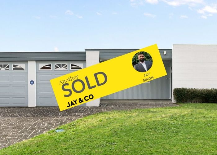  at 19 Glengowan Place, Conifer Grove, Takanini