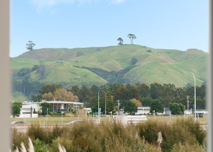  at 8 Westhill Lane, Papamoa Beach, Papamoa