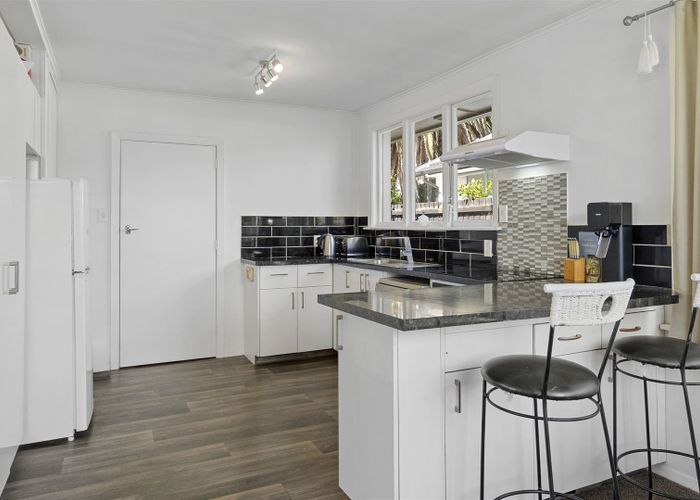  at 18 Donnington Street, Parklands, Christchurch