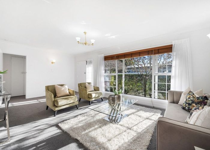  at 2/8 Domett Avenue, Epsom, Auckland