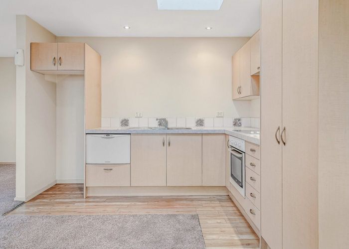  at 1/37 Oakhampton Street, Hornby, Christchurch