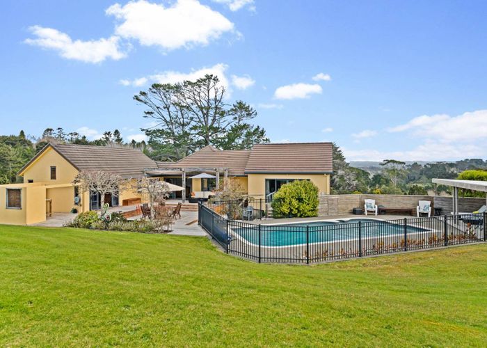  at 2 Godley Lane, Lucas Heights, North Shore City, Auckland