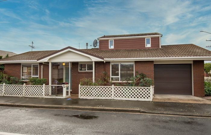  at 86 Bay View Road, South Dunedin, Dunedin