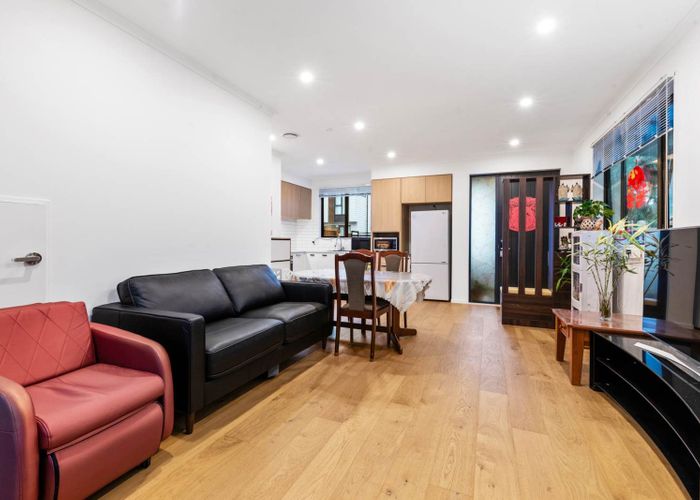  at 66 Waipuhinui Road, Manukau, Manukau City, Auckland