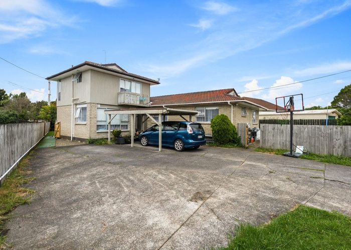  at 5 Bittern Place, Henderson, Waitakere City, Auckland