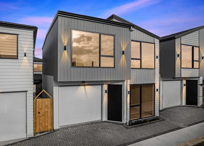  at Lot 2/19 Omagh Avenue, Papatoetoe, Manukau City, Auckland