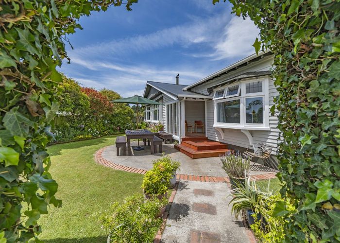 Recently sold 29 Broadway Avenue, Waikuku Beach, Waikuku Beach