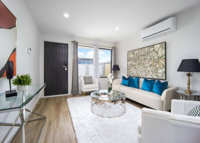  at 8A Sharland Avenue, Manurewa, Manukau City, Auckland