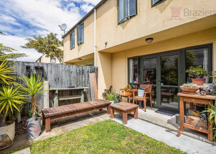  at 1 & 2/36 Mathesons Road, Linwood, Christchurch City, Canterbury