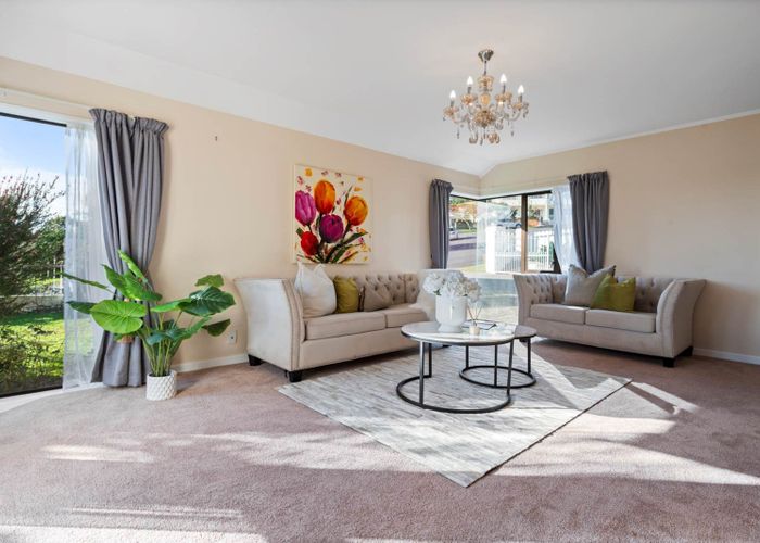  at 5 Eske Place, Highland Park, Manukau City, Auckland