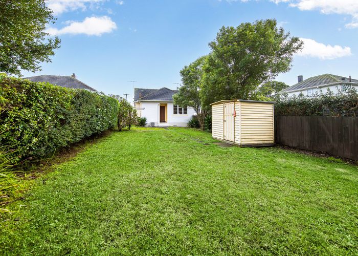  at 4 Daventry Street, Waterview, Auckland
