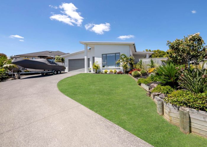  at 32 Doidge Street, Beachlands, Manukau City, Auckland