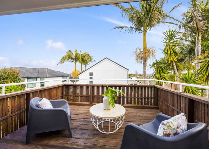  at 1/4 Richards Avenue, Forrest Hill, North Shore City, Auckland