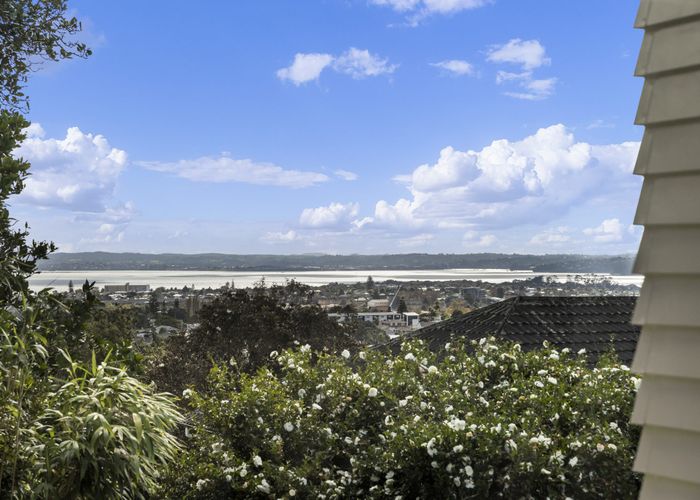  at 15 Summit Drive, Mount Albert, Auckland
