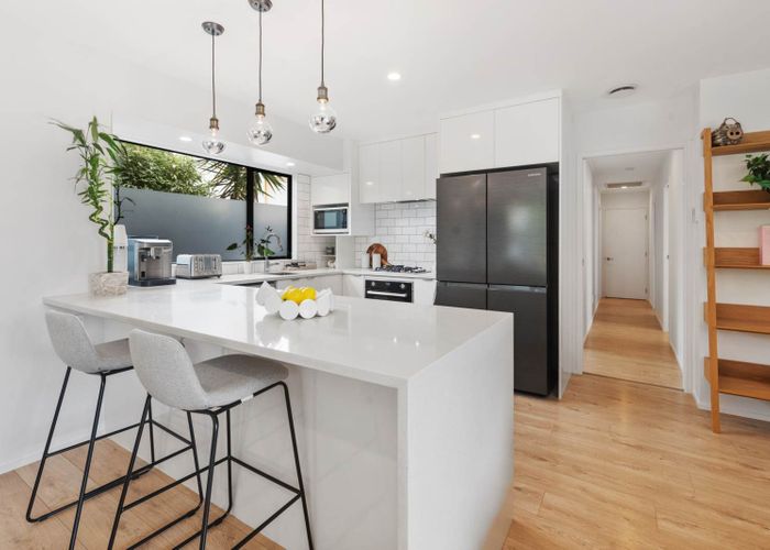  at 197 GILLS ROAD, Half Moon Bay, Auckland