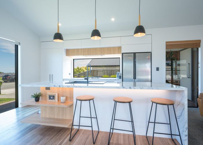  at 15 Paton Road, Richmond, Richmond