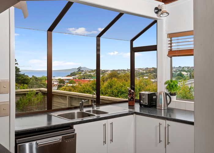  at 61A Woodlands Crescent, Browns Bay, Auckland