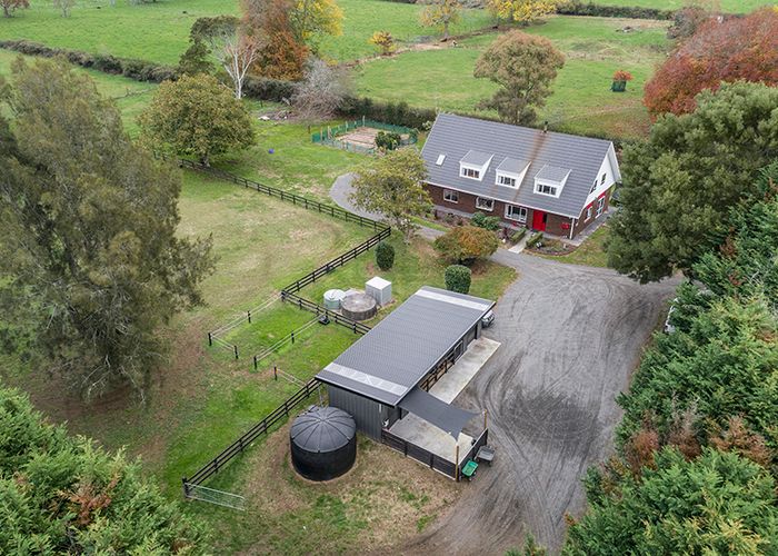  at 195 Hautapu Road, Pukemoremore, Cambridge