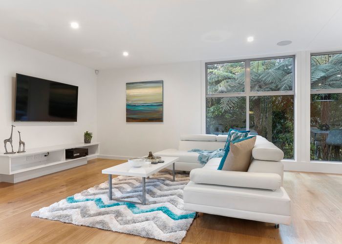  at 51F Rimutaka Place, Titirangi, Auckland