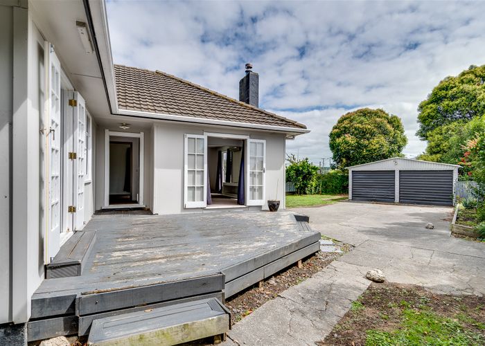 at 5 Maxwell Place, Maraenui, Napier
