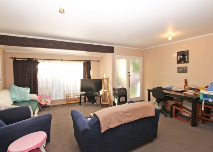  at 2/52 Awatea Street, Ranui, Porirua
