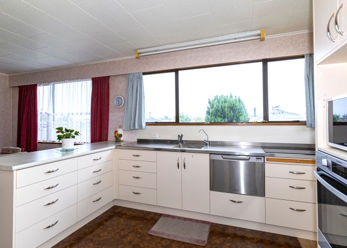  at 22 Stirling Place, Marchwiel, Timaru