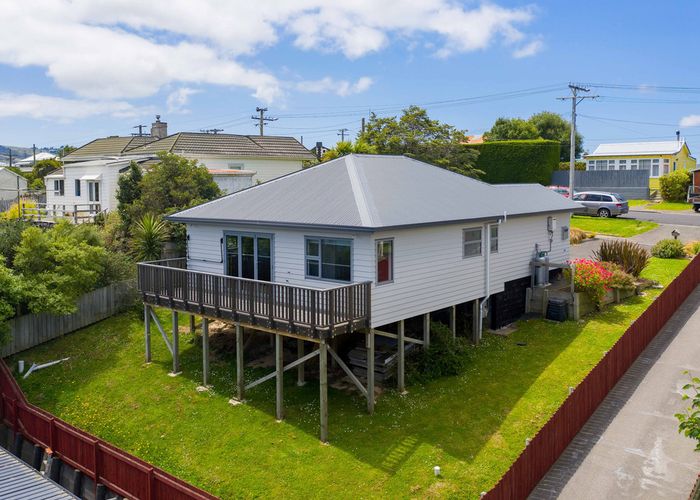  at 22 Meridian Street, Port Chalmers, Dunedin