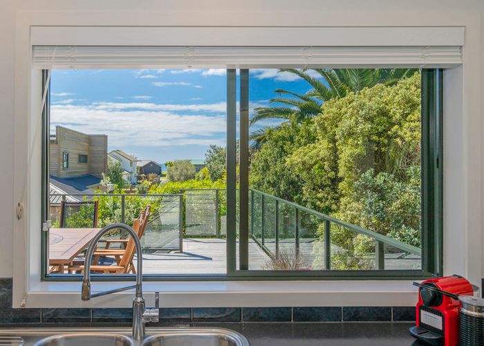  at 100 Pacific Parade, Matarangi, Whitianga