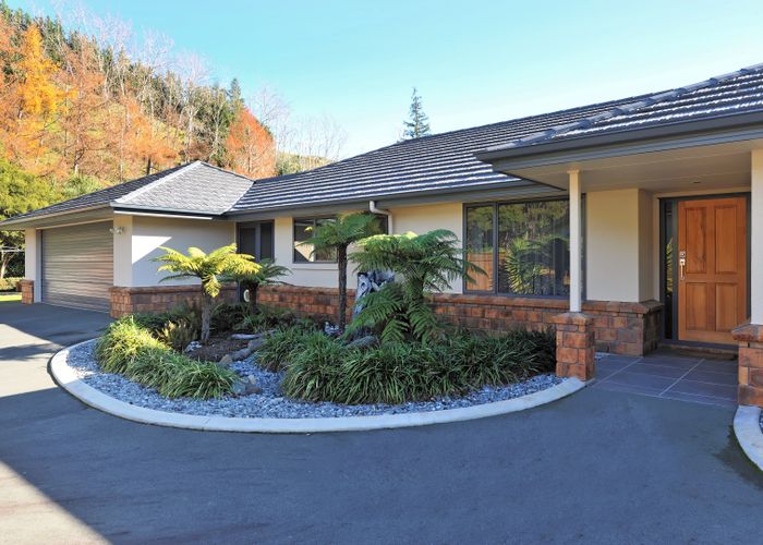  at 6 Tussock Place, Stoke, Nelson