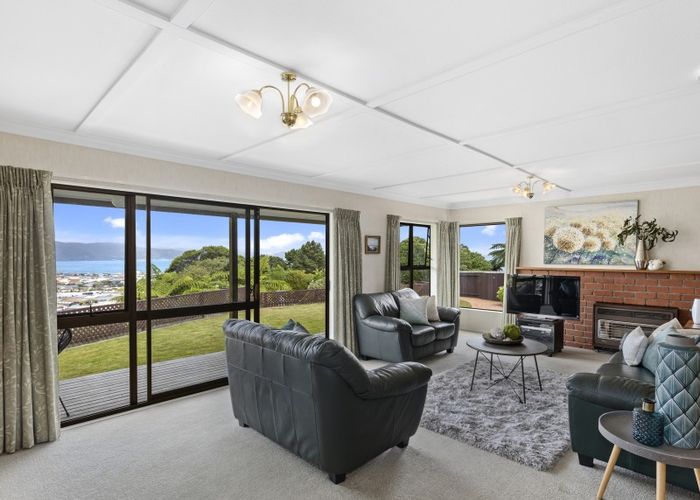  at 14 Stanhope Grove, Korokoro, Lower Hutt