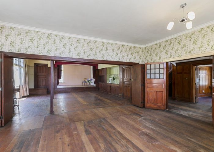  at 105 Brougham Street, Mount Victoria, Wellington