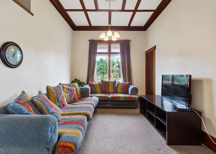  at 383 Papakura-Clevedon Road, Papakura